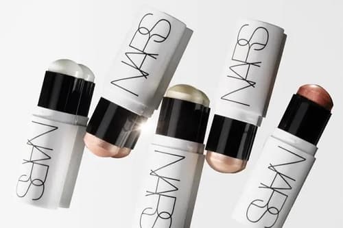 DOĞAL IŞILTININ YENİ YOLU: NARS LIGHT REFLECTING LUMINIZING STICK