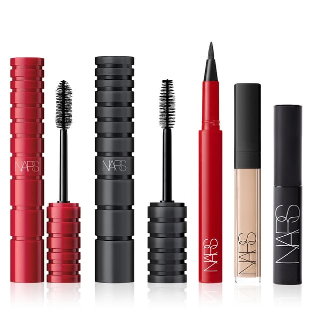 ALL ABOUT IRRESTIBLE EYES SET