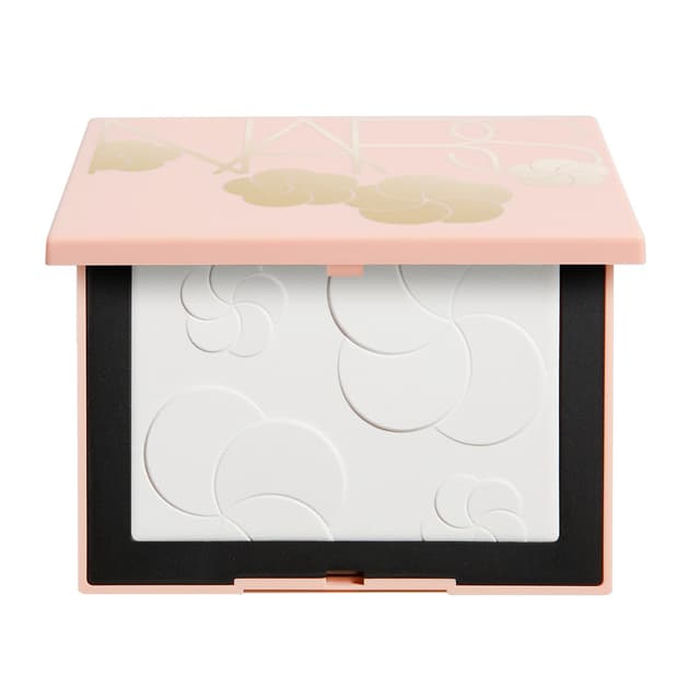 LIGHT REFLECTING SETTING POWDER PRESSED
