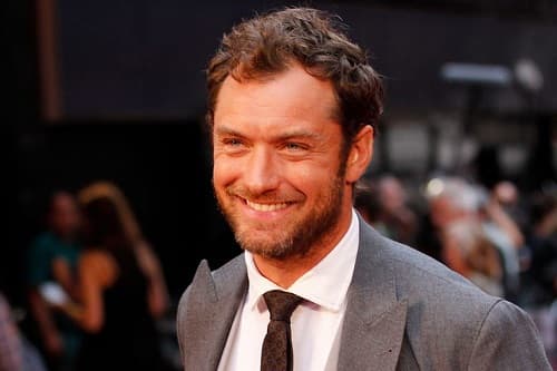 ERKEK TİPİ SAÇ DÖKÜLMESİ HAKKINDA BİLİNMESİ GEREKENLER