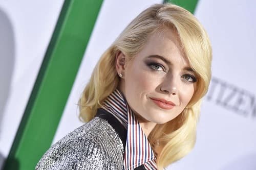 YUVARLAK YÜZ ŞEKİLLERİ İÇİN SAÇ KESİMLERİ