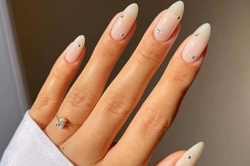 TIRNAKLARI NE GÜÇLENDİRİR? SAĞLIKLI TIRNAKLAR İÇİN 8 TÜYO