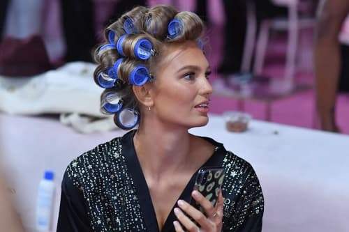 VELCRO CURLERS YENİDEN TREND OLUYOR