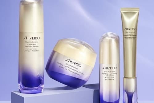 SHISEIDO VITAL PERFECTION SERİSİYLE GÜNDÜZ & GECE BAKIM RUTİNİ NASIL OLUŞTURULUR?