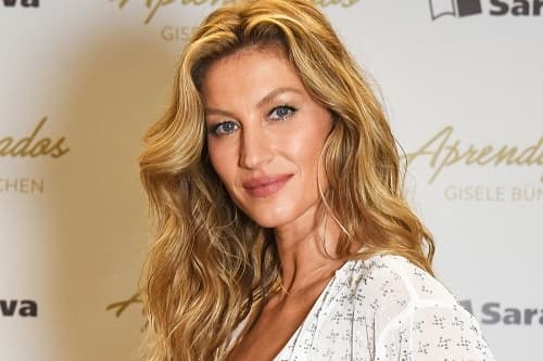 FOTOĞRAFLARDA HARİKA ÇIKMAK İÇİN MAKYAJ TÜYOLARI