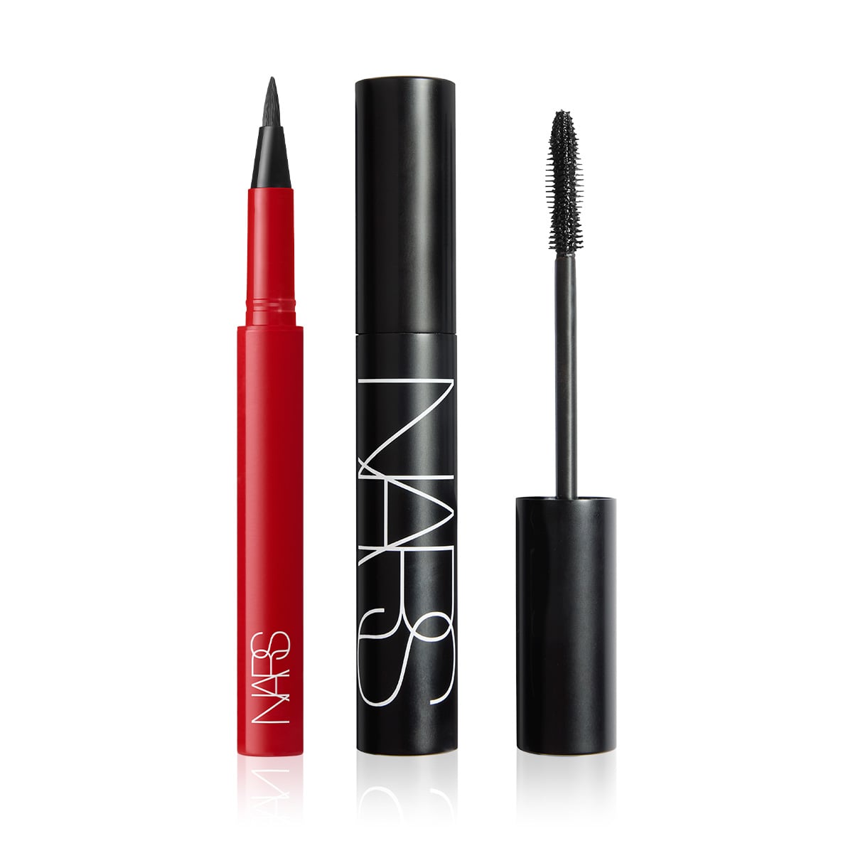 Kirpiklere Hacim, Uzunluk Ve Lifting Etkisi Kazandıran Maskara & Likit Eyeliner Seti