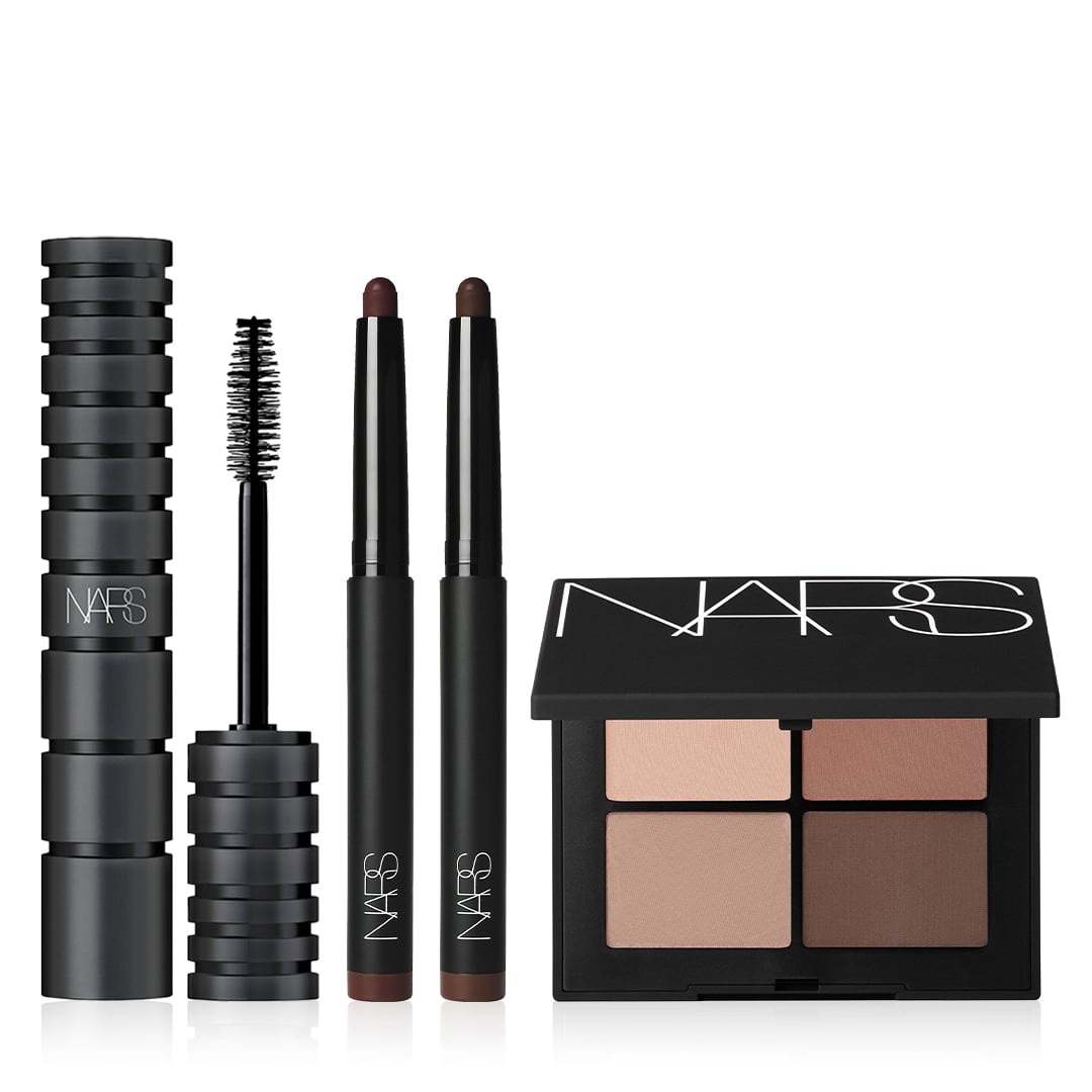 İkili Kalem Far, Maskara ve Far Paletinden Oluşan Göz Makyaj Seti