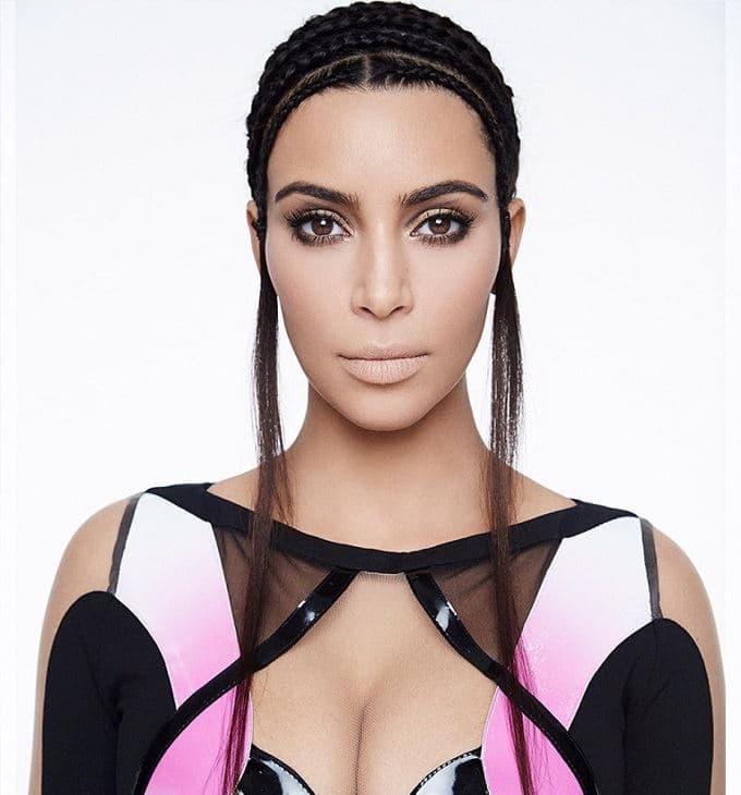 KIM KARDASHIAN’IN TÜM MAKYAJ SIRLARI