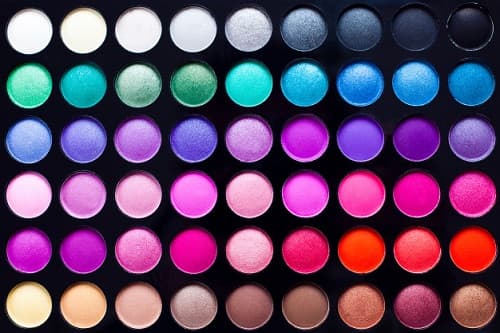 PANTONE 2016’NIN RENKLERİNİ MAKYAJ ARTİSTLERİ VE VLOGGER’LAR YORUMLADI!